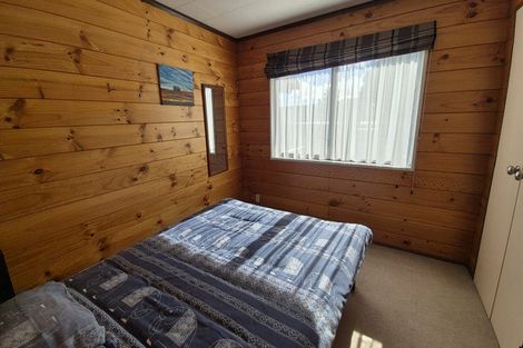 Photo of property in 12 Papakowhai Road, Papakowhai, Porirua, 5024