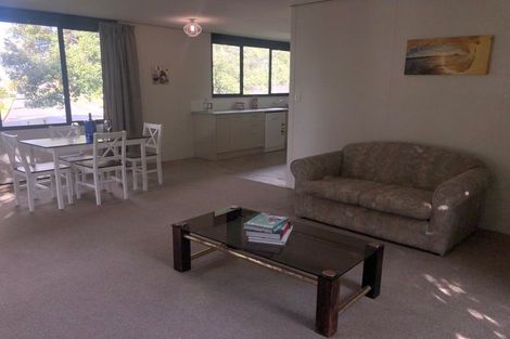 Photo of property in 1/5 Compass Place, Te Atatu Peninsula, Auckland, 0610