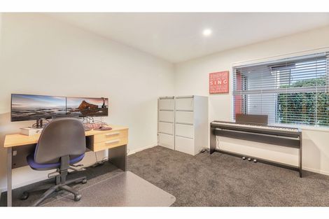 Photo of property in 7 Crown Close, Prebbleton, 7604