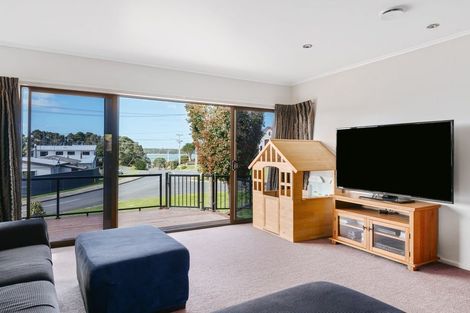 Photo of property in 14 Harbour View Road, Tahawai, Katikati, 3170