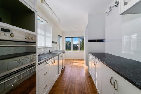 Photo of property in 2 Park Road, Western Heights, Rotorua, 3015