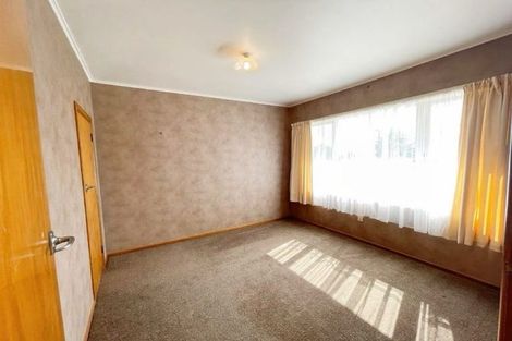 Photo of property in 28 Gilliam Street, New Lynn, Auckland, 0600