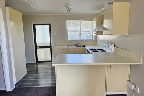 Photo of property in 34 Northumberland Street, Cannons Creek, Porirua, 5024