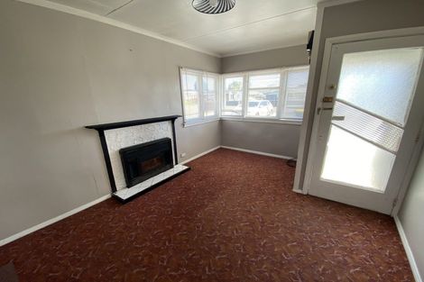 Photo of property in 11 Thomas Place, Foxton Beach, Foxton, 4815