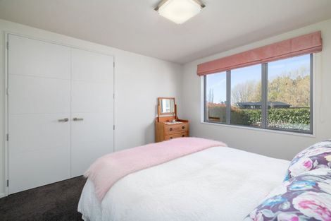 Photo of property in 52 Mapleham Drive, Pegasus, 7612