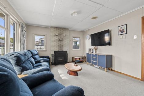 Photo of property in 64 Moa Street, Waikiwi, Invercargill, 9810