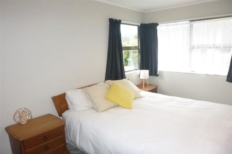 Photo of property in 86 Field Street, Silverstream, Upper Hutt, 5019