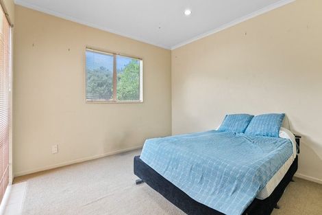 Photo of property in 42 Peninsula Road, Mangere, Auckland, 2022