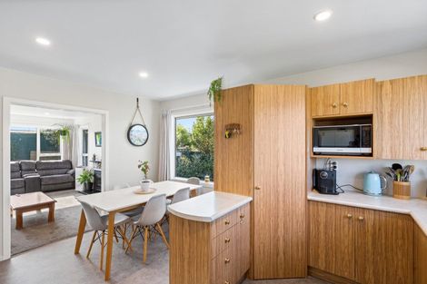 Photo of property in 5 Denise Crescent, Hornby, Christchurch, 8042