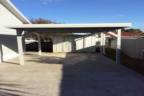 Photo of property in 2/170 Ennis Avenue, Pakuranga Heights, Auckland, 2010