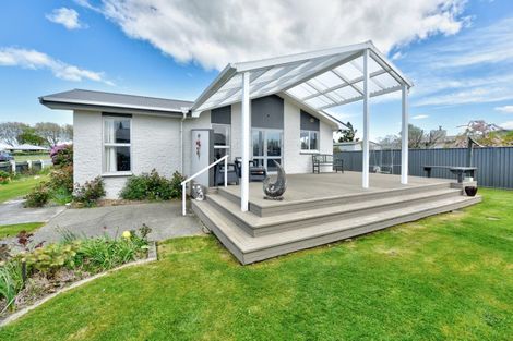 Photo of property in 22 Manse Street, Edendale, 9825