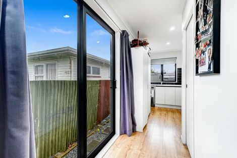 Photo of property in 1a Kairanga Street, Mangere East, Auckland, 2024
