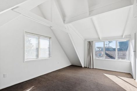 Photo of property in 161 Karewa Parade, Papamoa Beach, Papamoa, 3118