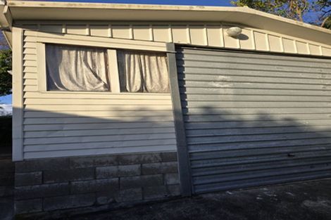 Photo of property in 24 Fairdale Place, Birkdale, Auckland, 0626