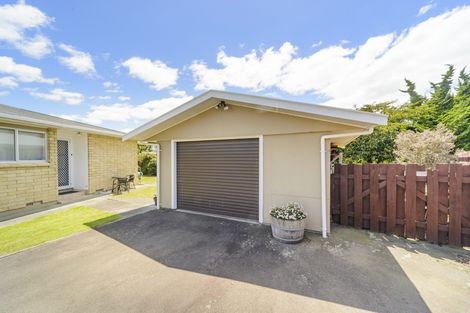 Photo of property in 4 Christian Place, Awapuni, Palmerston North, 4412