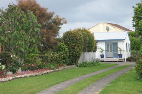 Photo of property in 22 Coppelia Avenue, Omokoroa, 3114