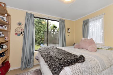 Photo of property in 4 Cyclarama Crescent, Massey, Auckland, 0614