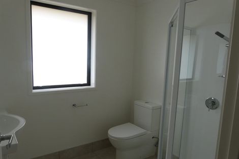 Photo of property in 28c Tram Valley Road, Swanson, Auckland, 0614