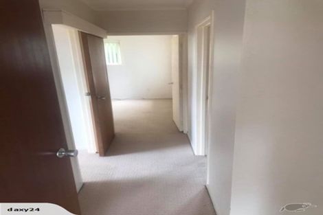 Photo of property in 2/13 Steele Street, Meadowbank, Auckland, 1072