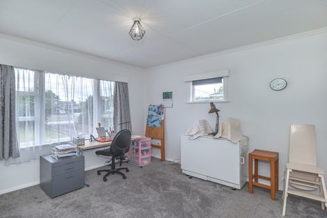 Photo of property in 620 Queen Street East, Levin, 5510