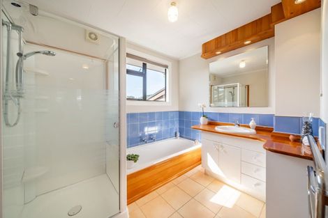 Photo of property in 9 Chichester Drive, Pinehaven, Upper Hutt, 5019