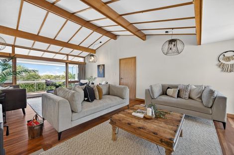 Photo of property in 1 Dyers Pass Road, Cashmere, Christchurch, 8022