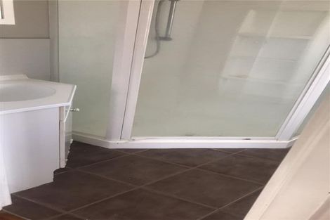 Photo of property in 17 Bowater Place, Manurewa, Auckland, 2102