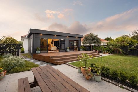 Photo of property in 14 Bledisloe Terrace, Hamilton East, Hamilton, 3216