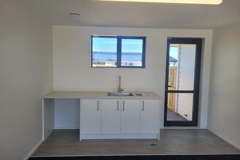 Photo of property in 15 Ellmers Street, Woodend, 7691