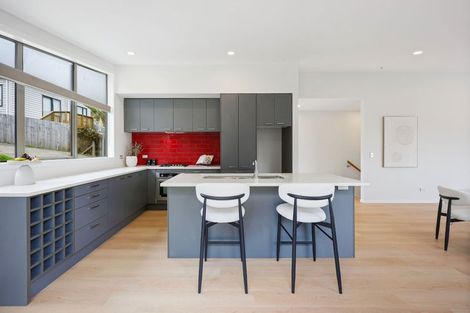 Photo of property in 40a Verran Road, Birkdale, Auckland, 0626