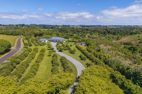 Photo of property in 68 Tarahunga Road, Levin, 5571