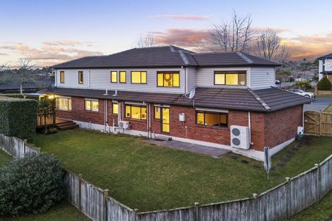 Photo of property in 54 Sapperton Drive, Henderson, Auckland, 0612