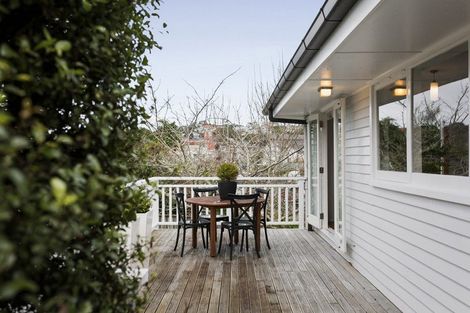 Photo of property in 45a Box Hill, Khandallah, Wellington, 6035