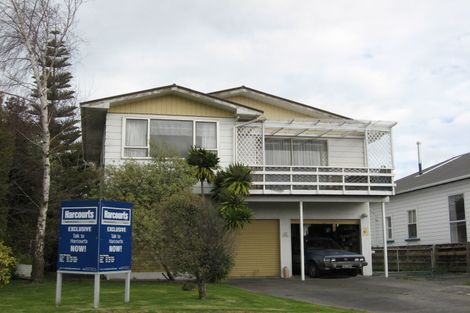 Photo of property in 4 Toro Street, Durie Hill, Whanganui, 4500