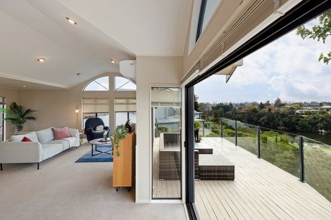 Photo of property in 96a Beerescourt Road, Beerescourt, Hamilton, 3200