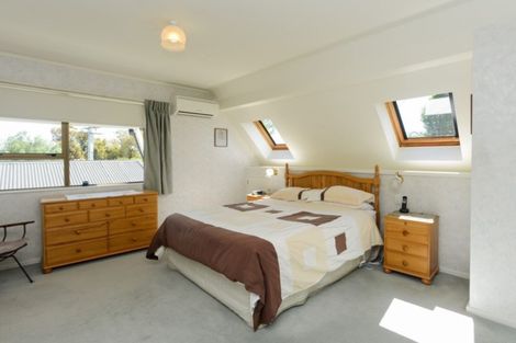 Photo of property in 236 Poraiti Road, Poraiti, Napier, 4182