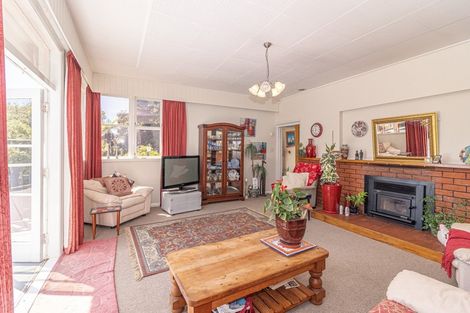 Photo of property in 15 Nikau Street, Tawhero, Whanganui, 4501
