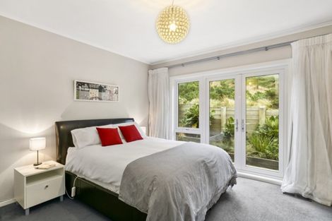 Photo of property in 77 Mantell Street, Seatoun, Wellington, 6022