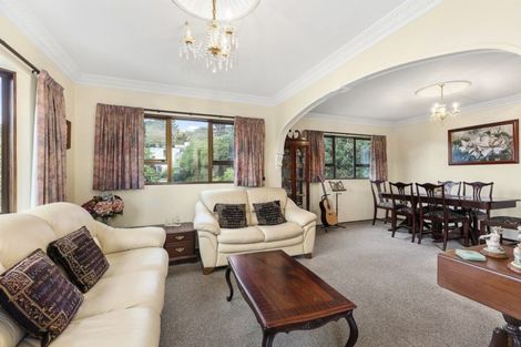 Photo of property in 196 Saint Andrews Road, Plimmerton, Porirua, 5026