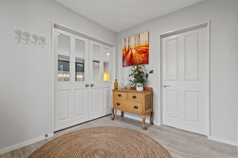 Photo of property in 40a Sawyers Arms Road, Northcote, Christchurch, 8052