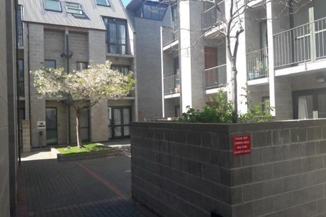 Photo of property in 4/868 Colombo Street, Christchurch Central, Christchurch, 8013