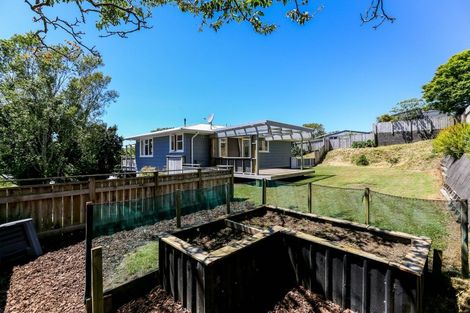 Photo of property in 6a Granby Place, Westown, New Plymouth, 4310