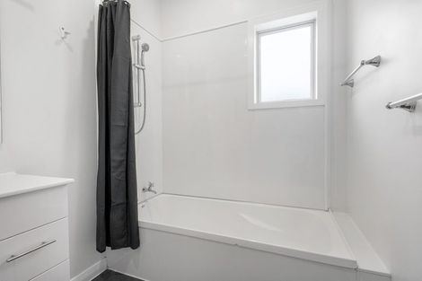 Photo of property in 59 Mcgregors Road, Bromley, Christchurch, 8062