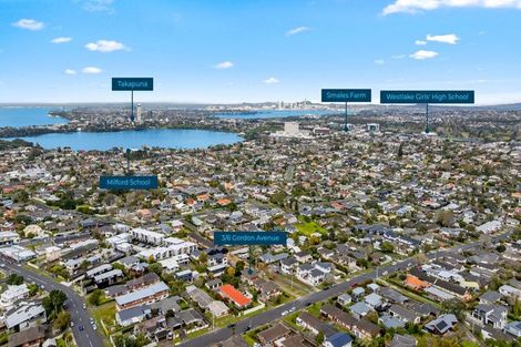 Photo of property in 3/6 Gordon Avenue, Milford, Auckland, 0620