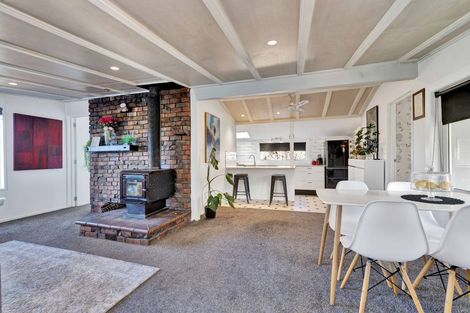 Photo of property in 47 Kings Avenue, Waikuku Beach, 7402