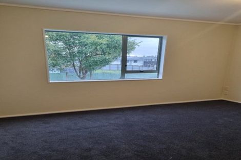 Photo of property in 3/351 West Coast Road, Glen Eden, Auckland, 0602
