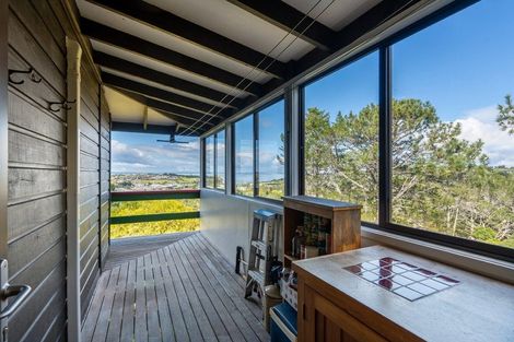 Photo of property in 8 Clayden Drive, Gulf Harbour, Whangaparaoa, 0930