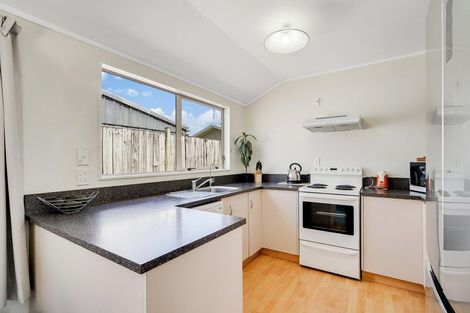 Photo of property in 21 Caulfield Place, Nawton, Hamilton, 3200