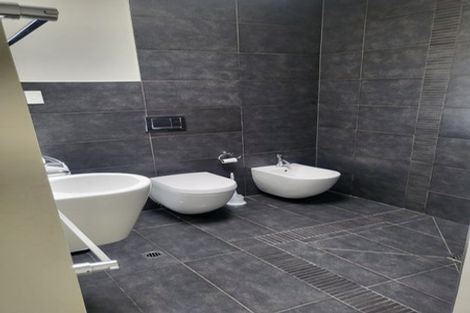 Photo of property in 16 The Parade, Bucklands Beach, Auckland, 2012