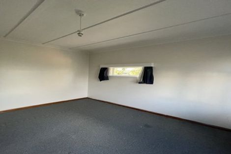Photo of property in 17 Haydon Street, Roslyn, Palmerston North, 4414